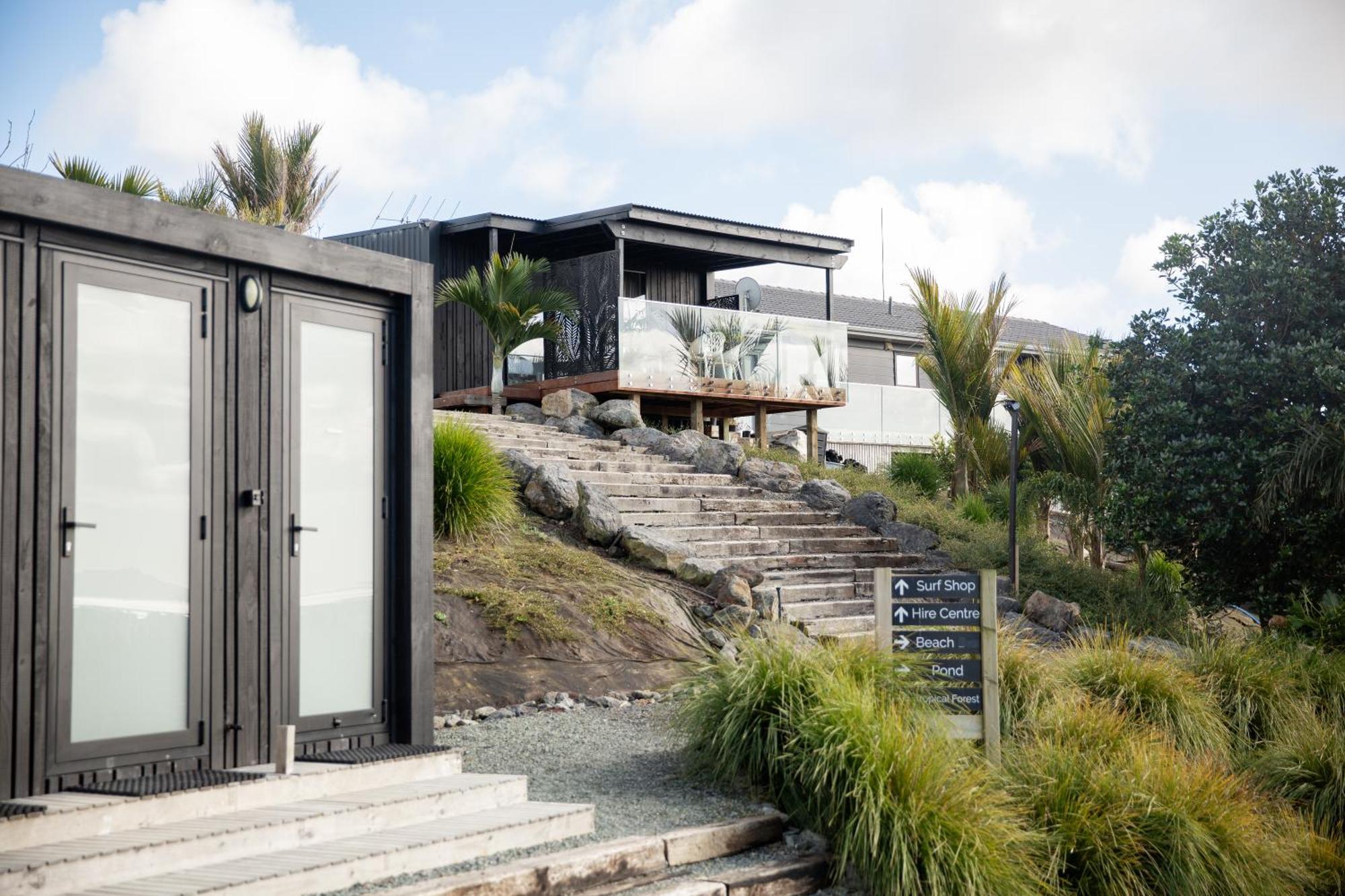 فندق Aotearoa Surf Eco Pods Te Arai المظهر الخارجي الصورة